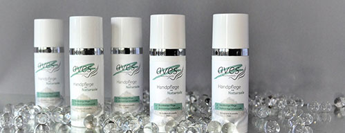 Creme in wasserperlen